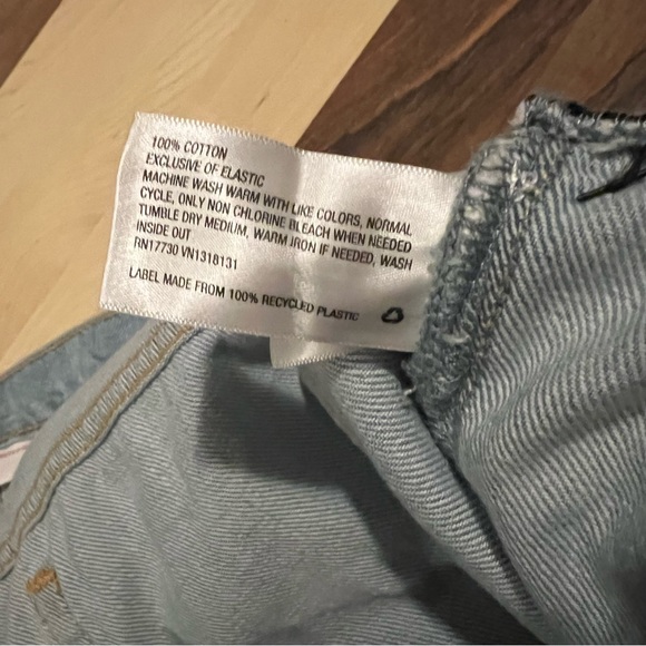 NWT Isabel Maternity Boyfriend Jeans - Picture 5 of 6